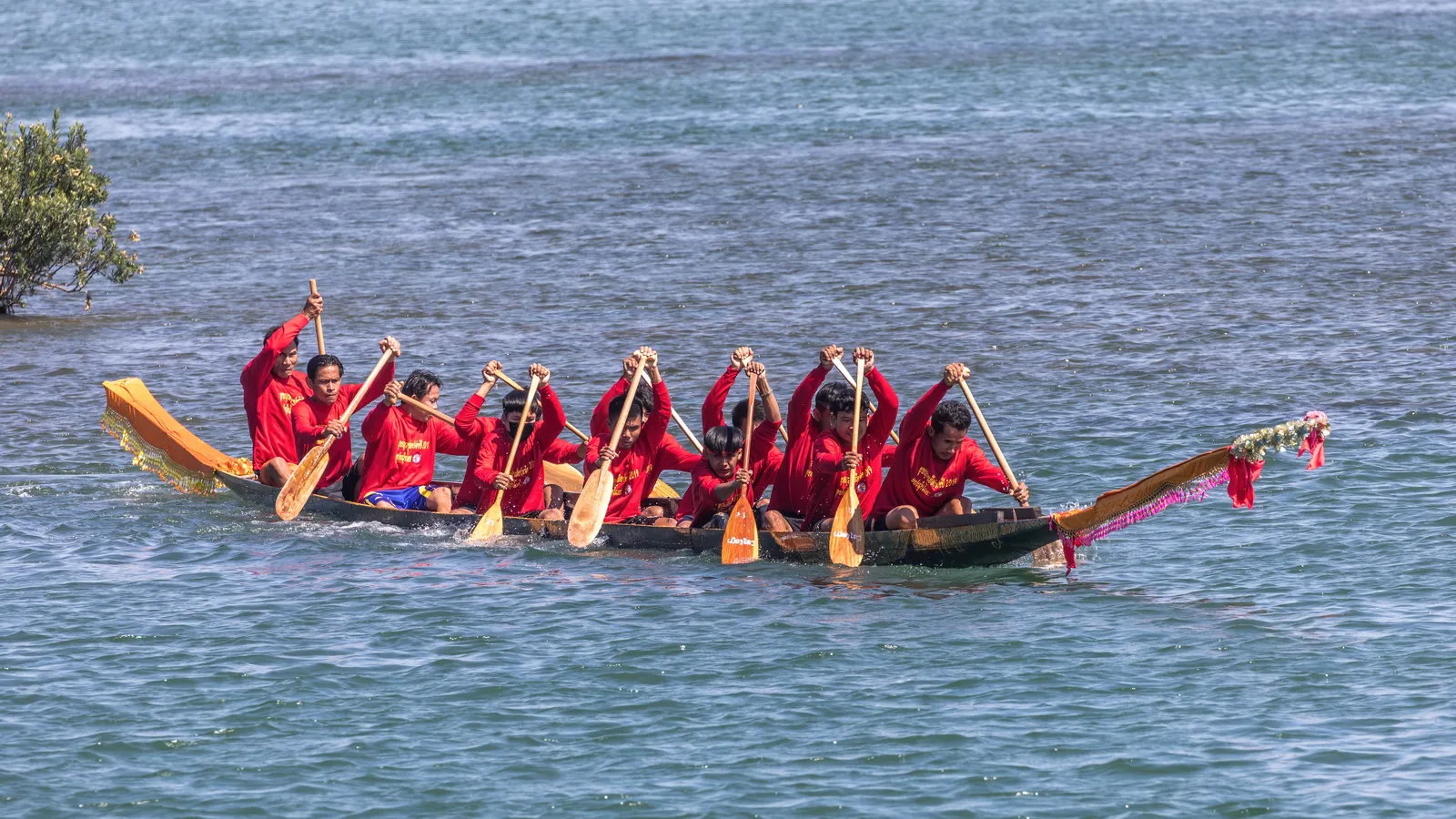 Boat Racing Festival Vientiane 2026: gare sul Mekong