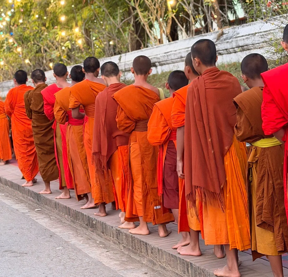 Tak Bat a Luang Prabang: l'alba
